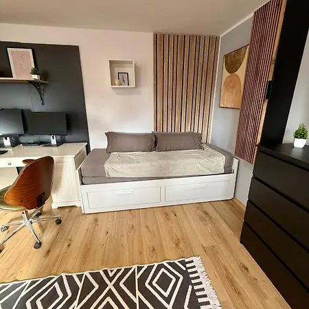 Work & Relax Апартаменты *